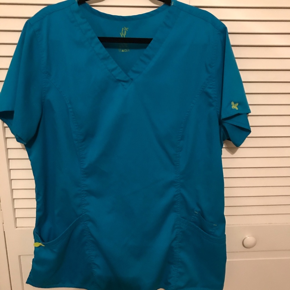 Vivi Scrubs Top size 2x and pants XL short.